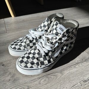 Vans FILMORE High Top sneaker - Size 6